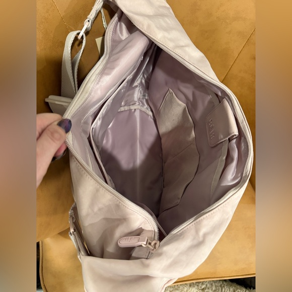 NWT Beis Crescent Catchall - Atlas Pink - Picture 3 of 5